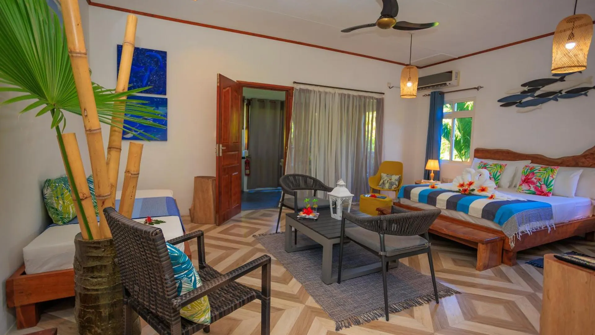 Milles Montagnes Residence Anse Royale Seychellerna