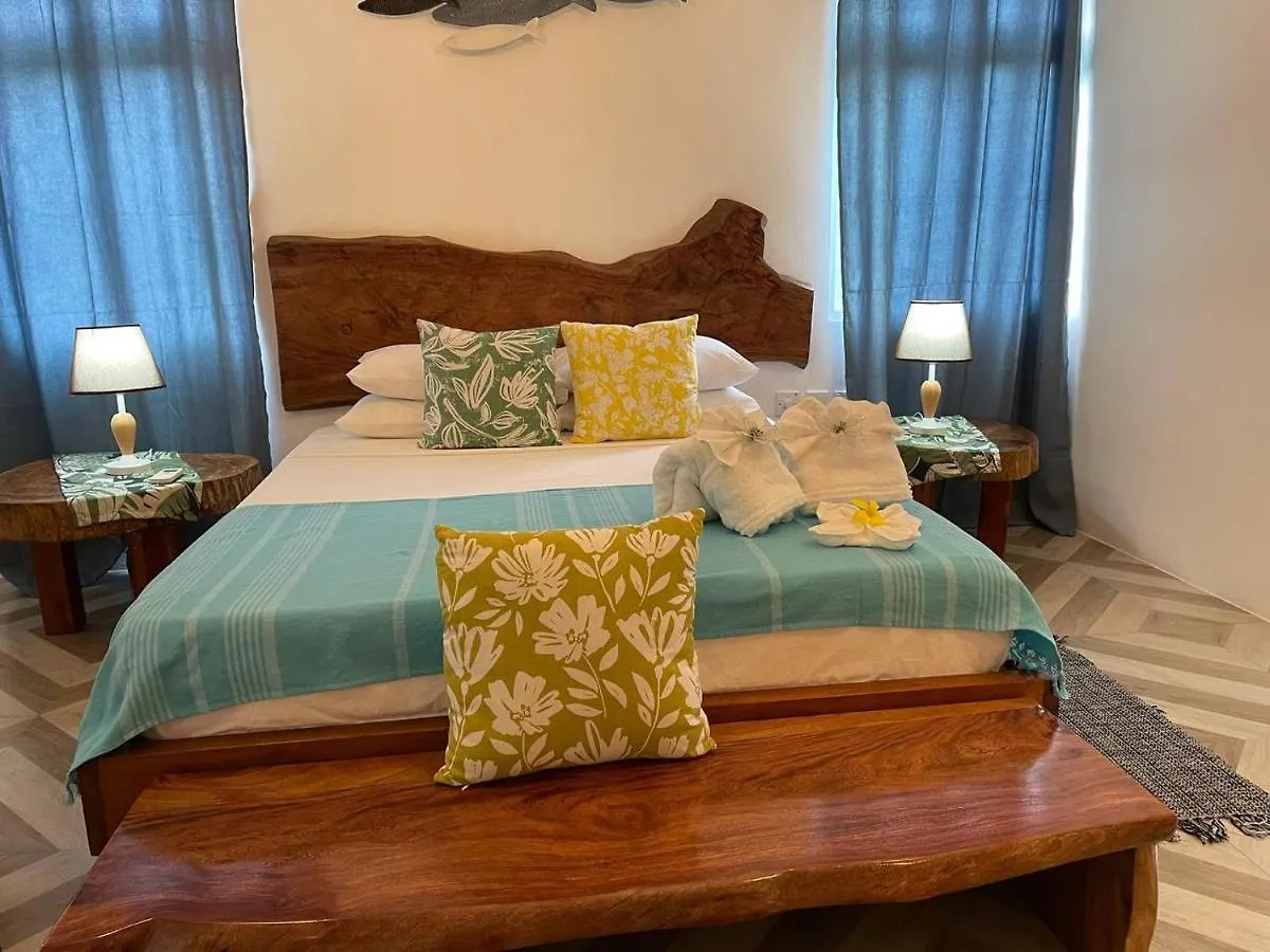 Milles Montagnes Residence Anse Royale Appartement