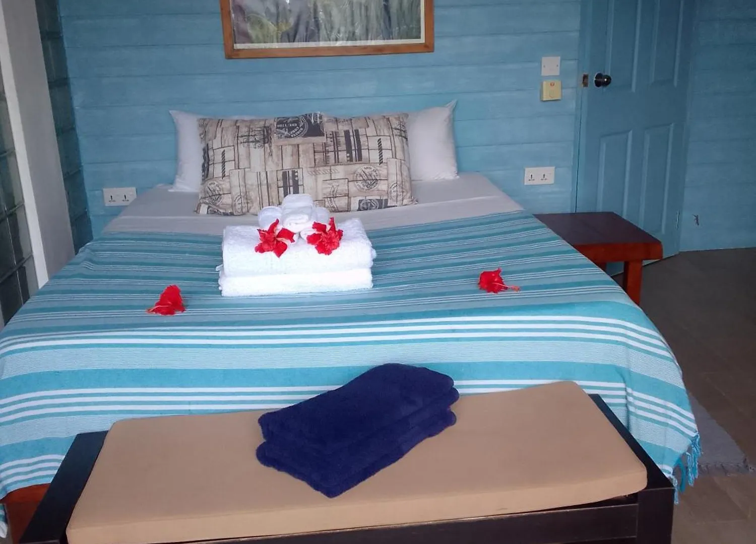 Milles Montagnes Residence Anse Royale