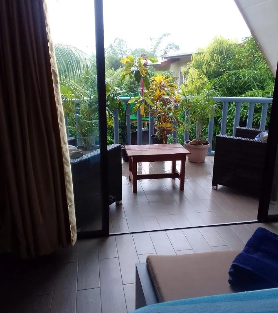 Appartement Milles Montagnes Residence Anse Royale